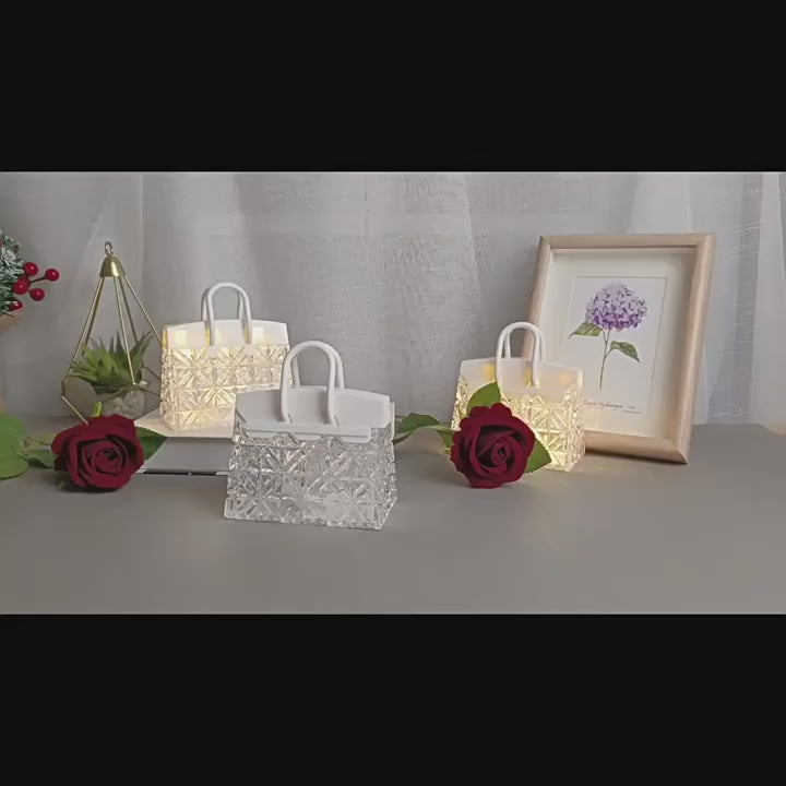 Lampă de masa LED